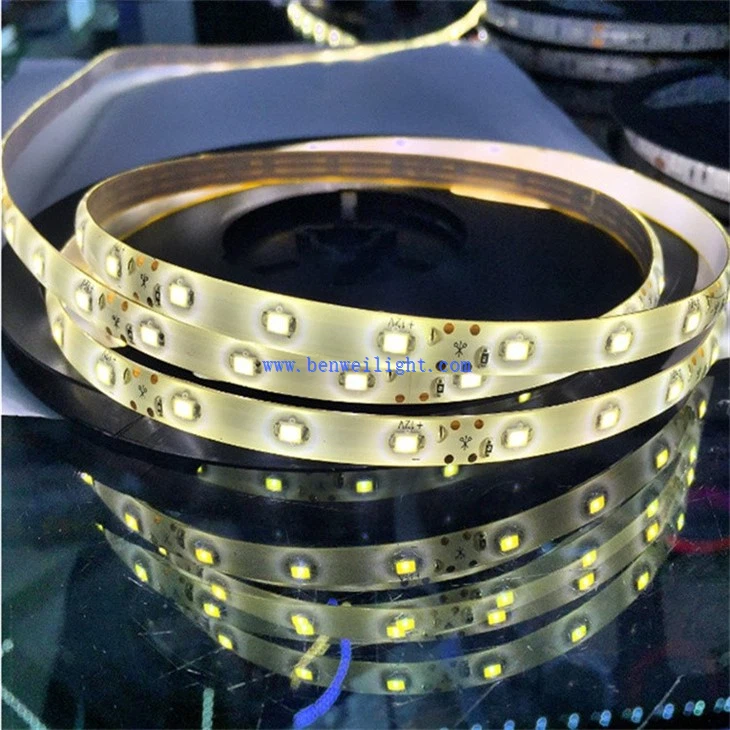 IP65 Yellow Colour Flexible SMD LED Strip Light (4)